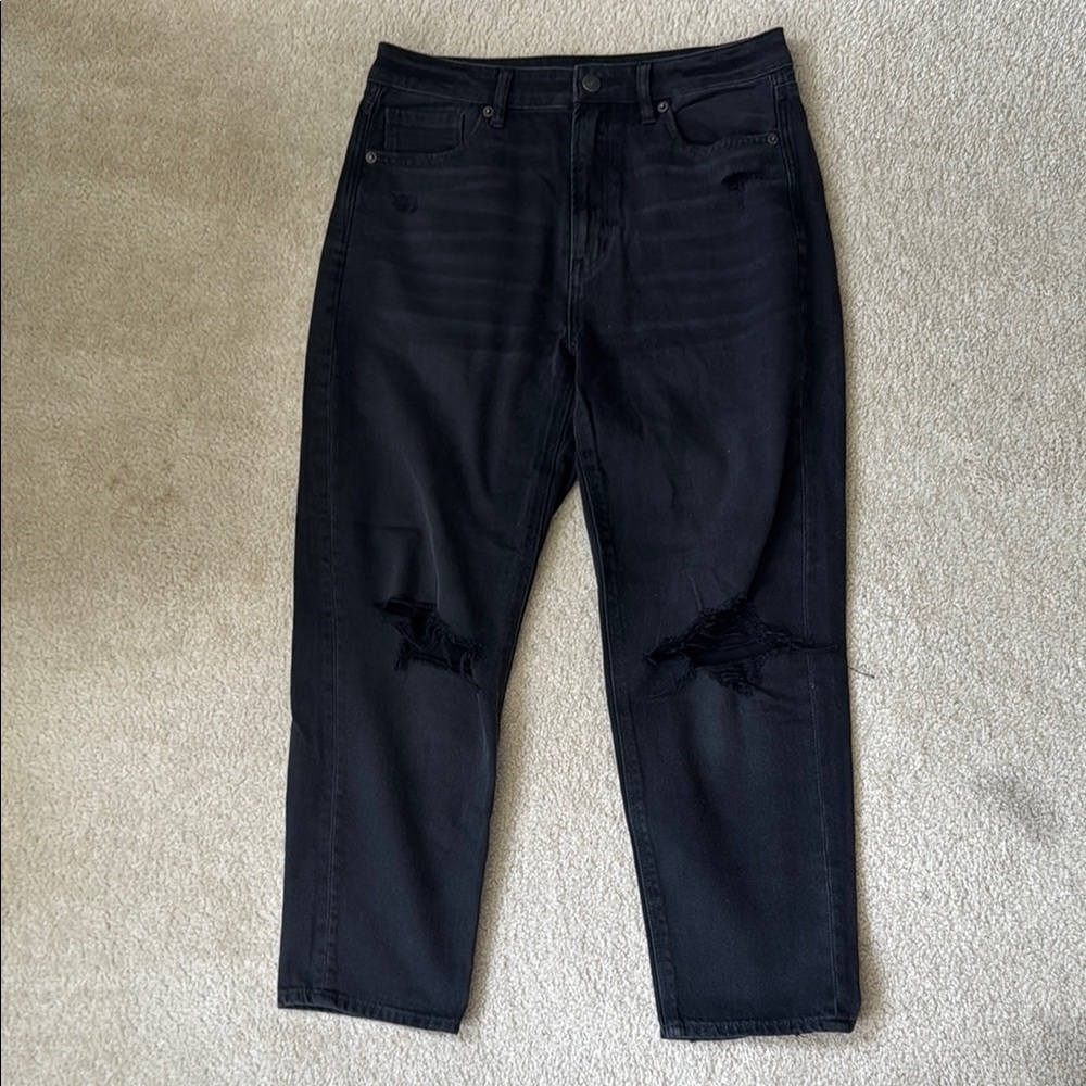 American Eagle Mom Straight Jean